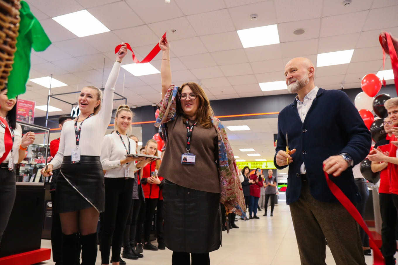 Обновленный магазин "5 элемент" в г. Витебск ул. Ленина, 26А (БЦ «Марко-Сити»)