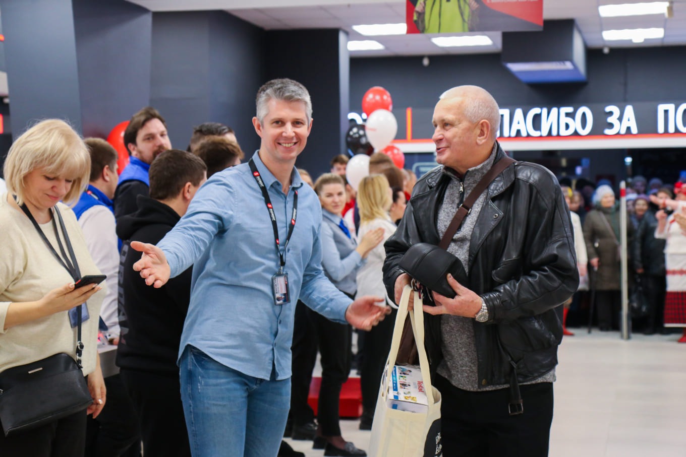 Обновленный магазин "5 элемент" в г. Витебск ул. Ленина, 26А (БЦ «Марко-Сити»)