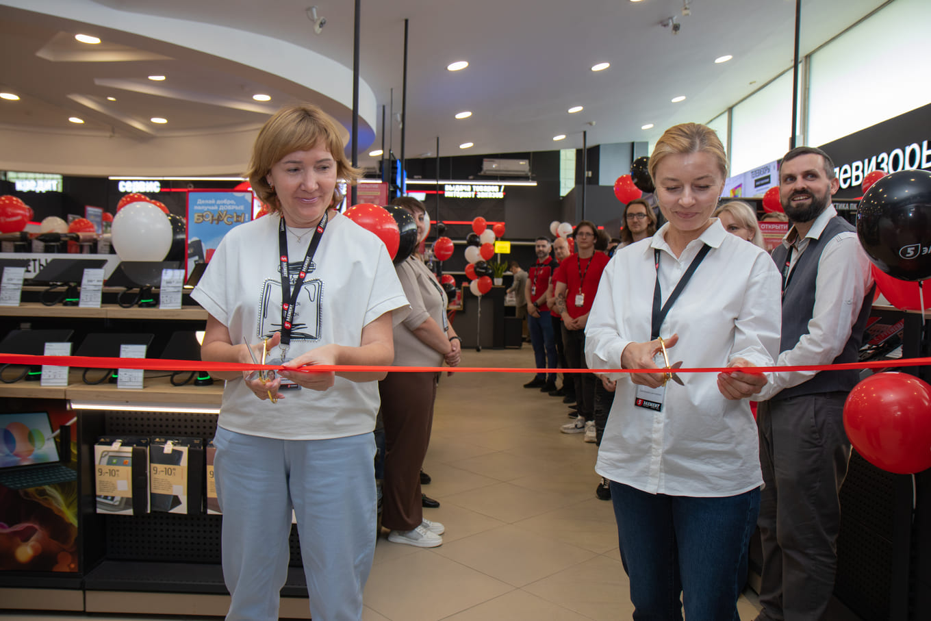 Магазин 5 элемент на ул. Кульман снова открыт