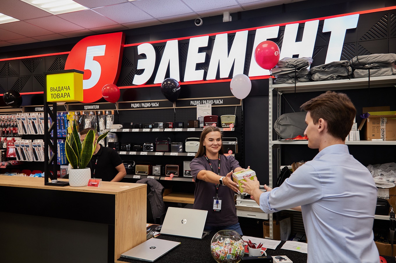 Магазин 5 элемент в г. Пинск ул. Ленина 8 открылся после ремонта