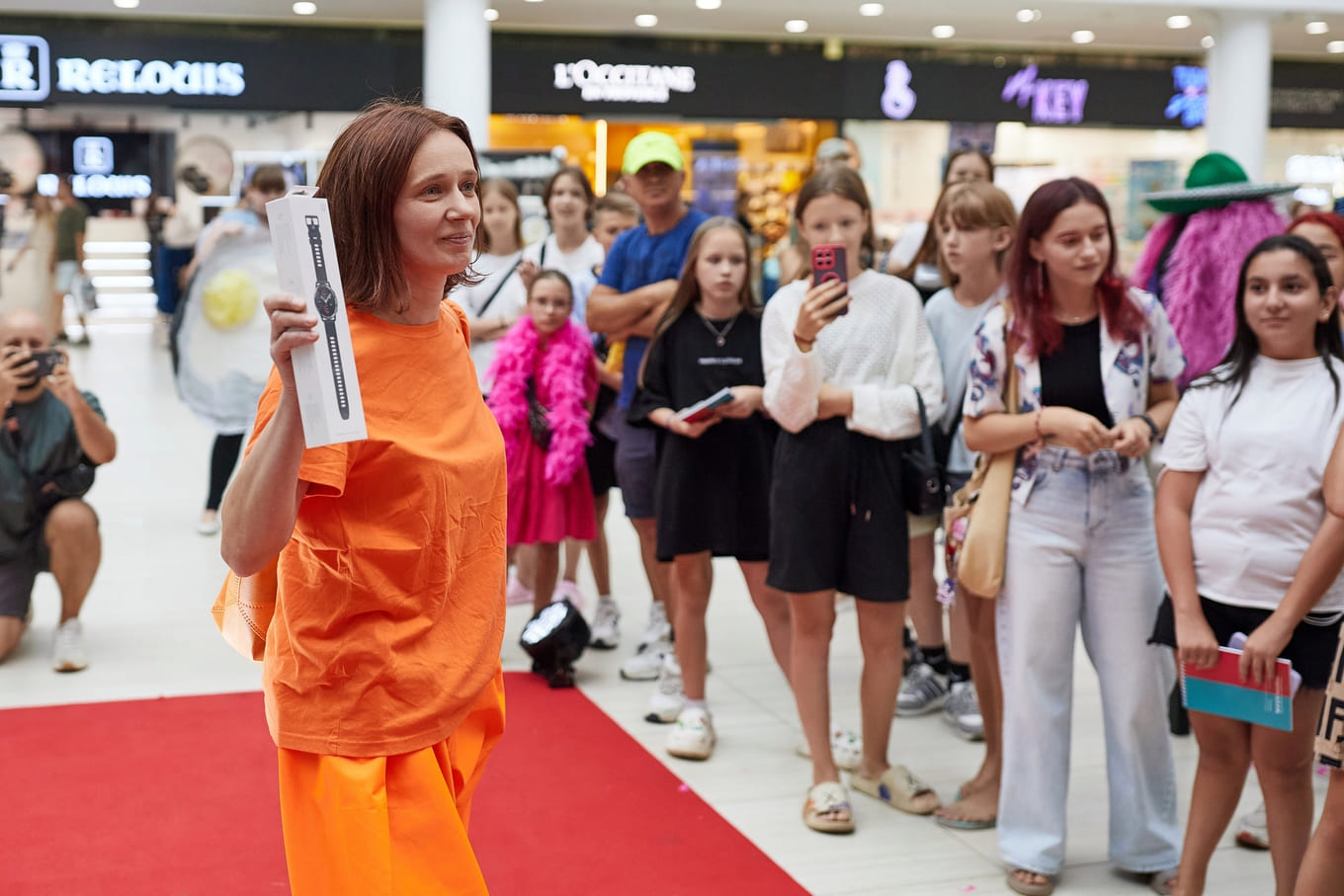 Яркие покупают в 5 элементе!