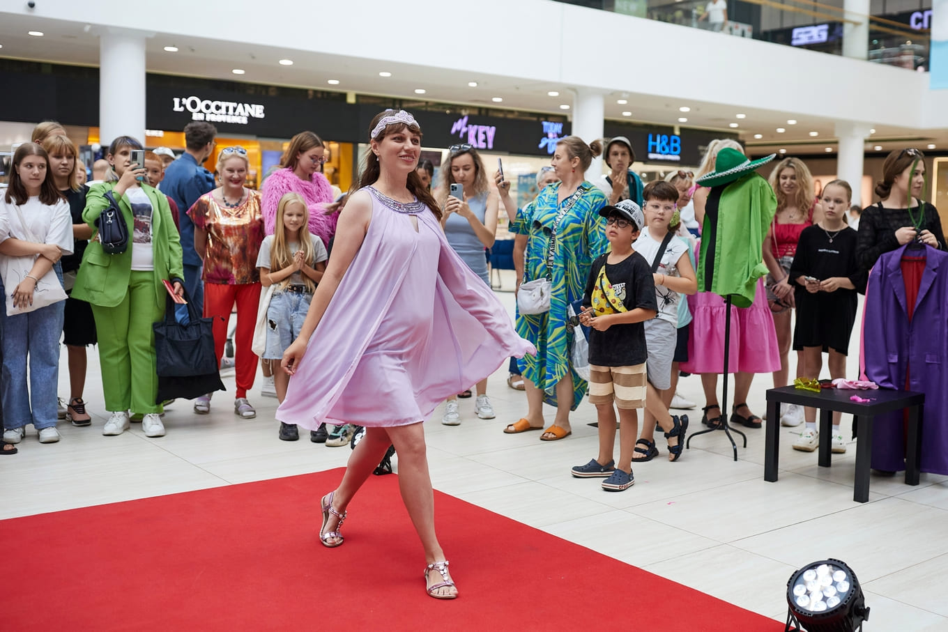 Яркие покупают в 5 элементе!