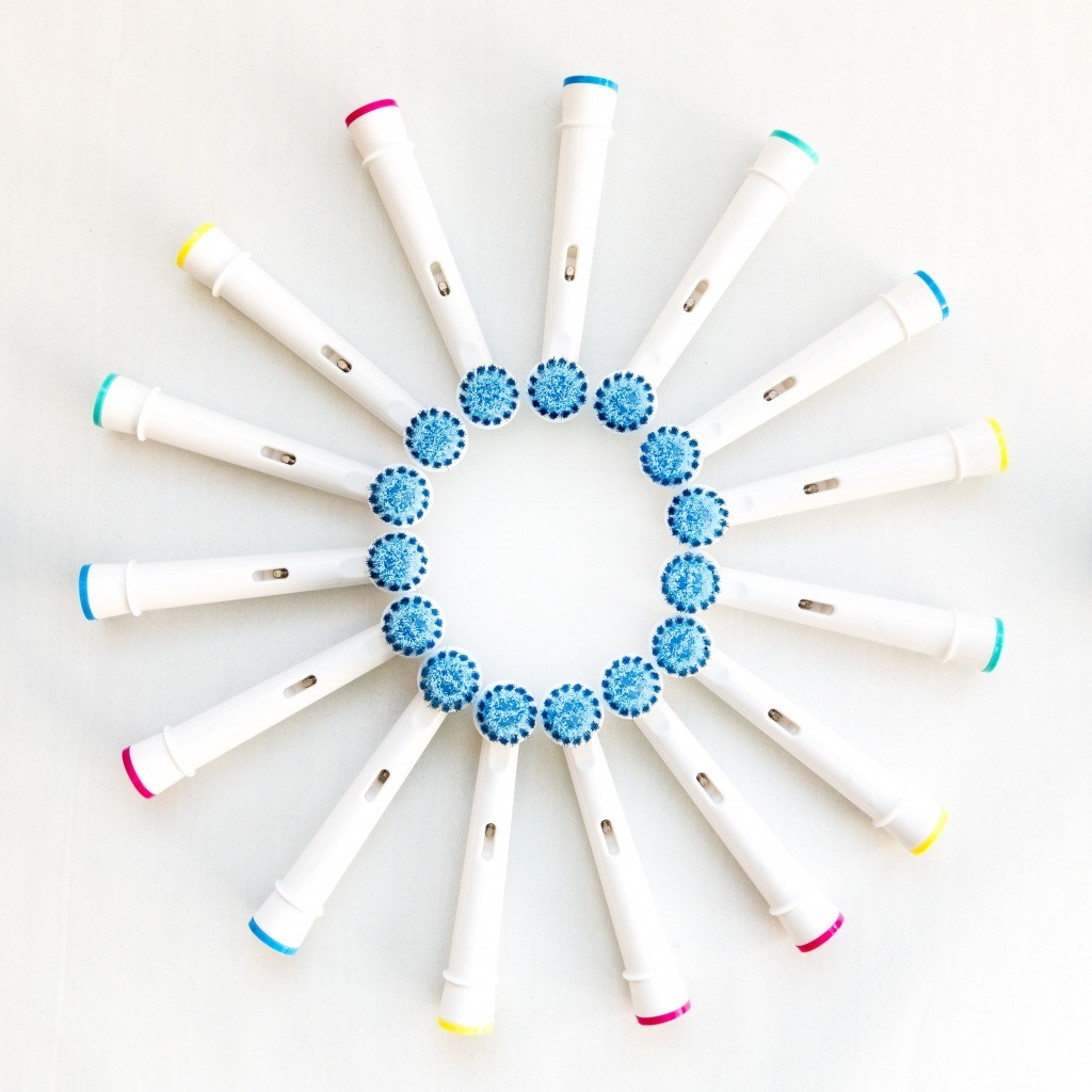 Выбрать насадки для электрических зубных щеток