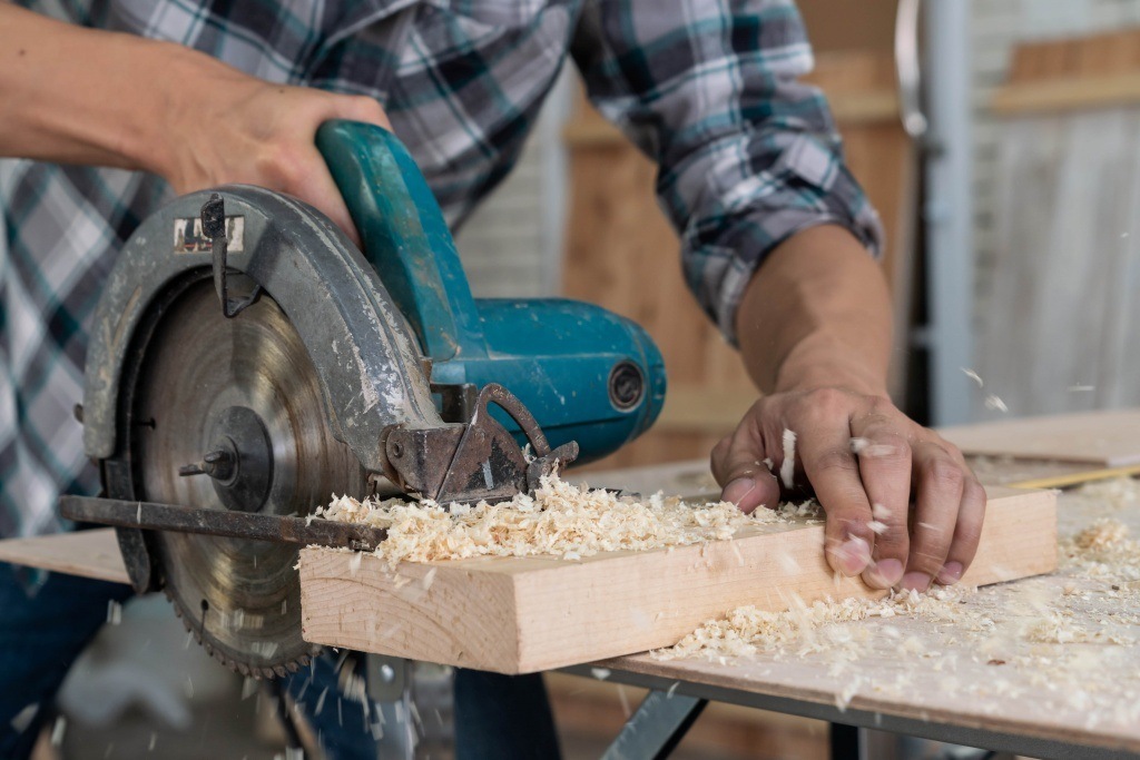 Как выбрать пилу циркулярную