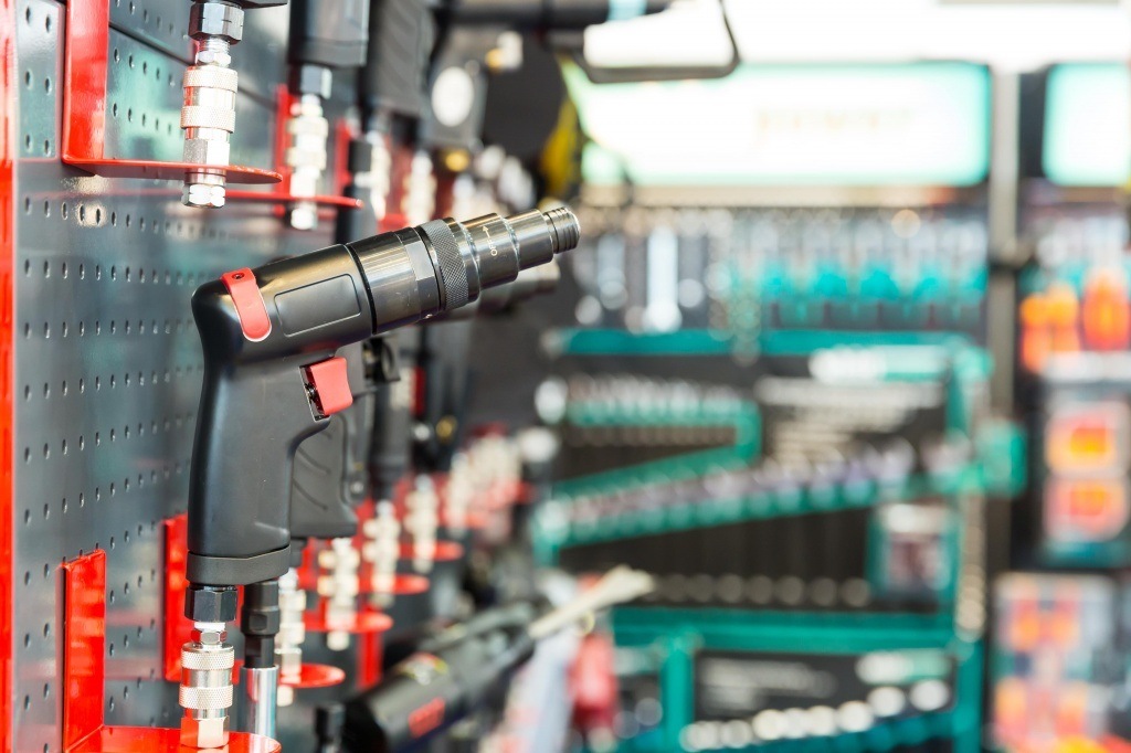 Разновидности пневматических гайковертов Разновидности пневматических гайковертов