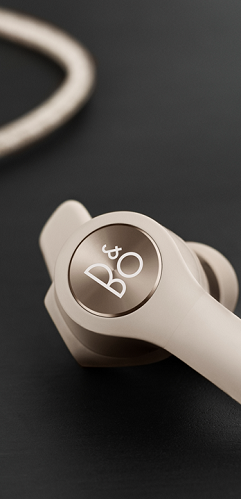 Bang & Olufsen Beoplay E6 БРЫЗГОЗАЩИЩЕННЫЕ И ПЫЛЕНЕПРОНИЦАЕМЫЕ МАТЕРИАЛЫ