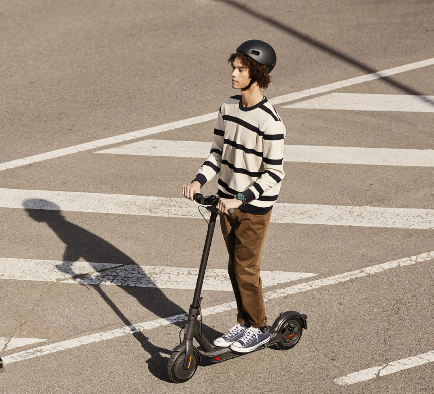 Mi Electric Scooter Essential Mi Electric Scooter Essential