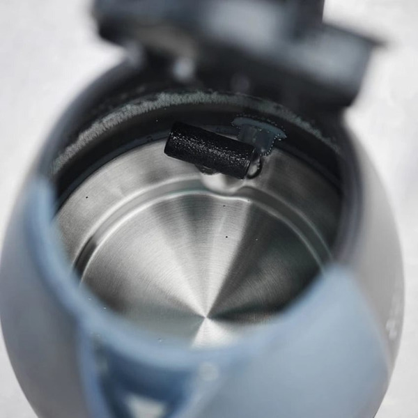 Электрочайник SCARLETT SC-1020B