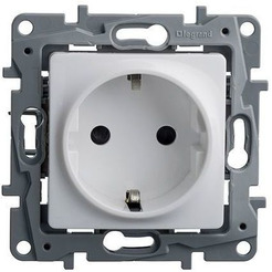 Розетка Legrand Etika 672221