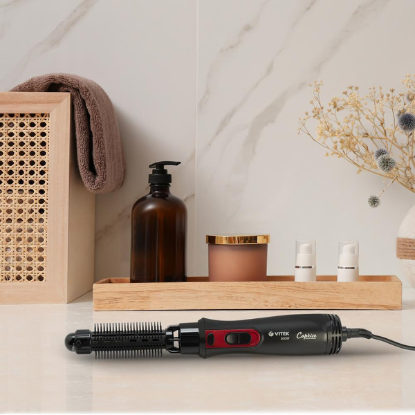 Фен-щетка Vitek Caprice VT-8246