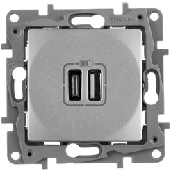 Розетка Legrand Etika 672436