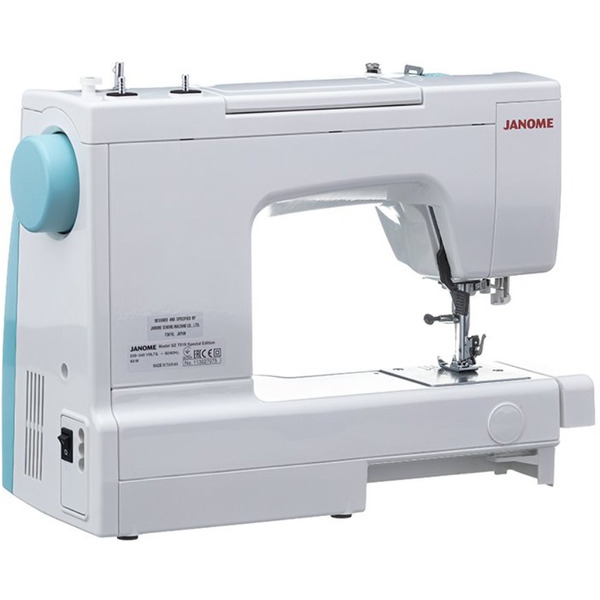Швейная машина JANOME SE7519