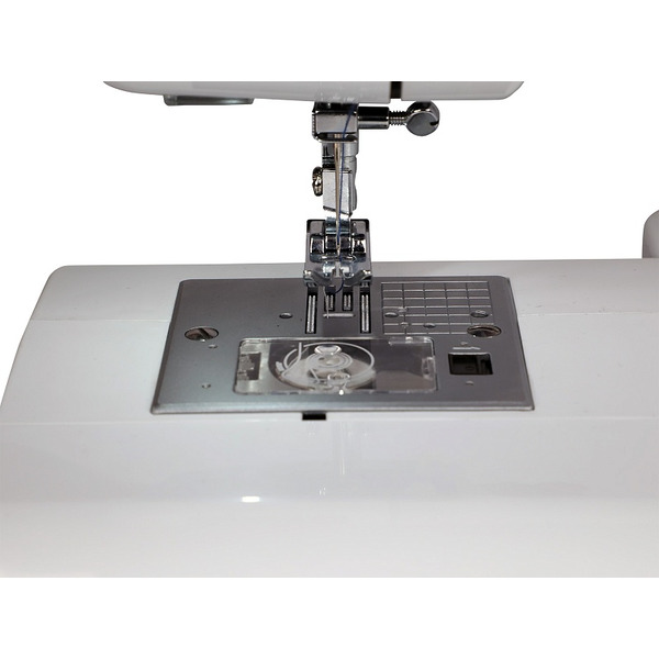 Швейная машина Leader Sewmagic