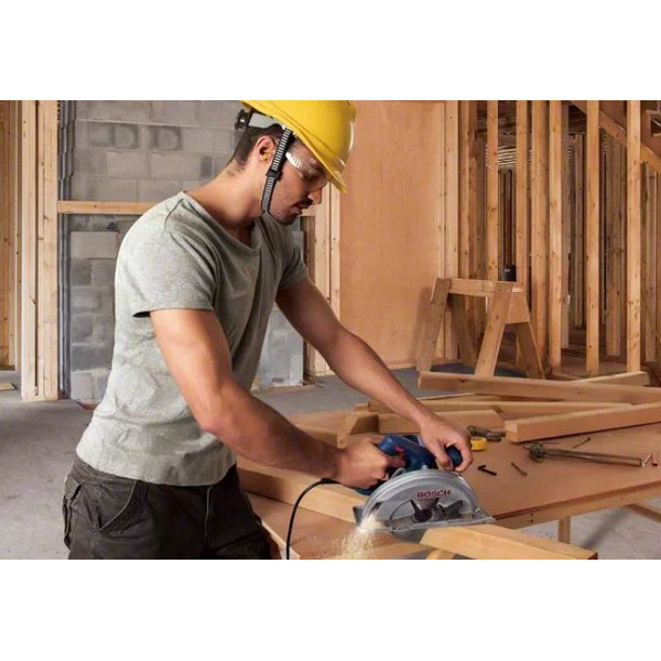 Циркулярная пила Bosch GKS 140 Professional (06016B3020)