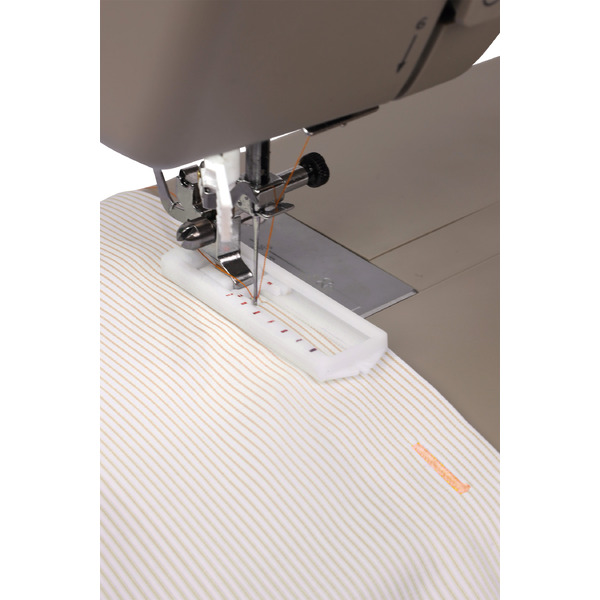 Швейная машина JAGUAR Power Fabriq 17