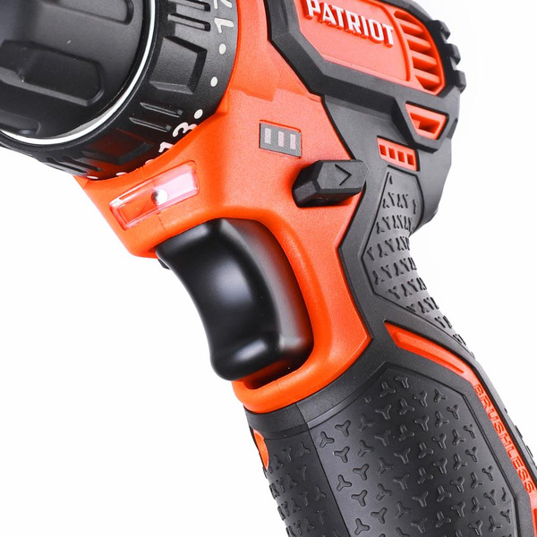 Дрель-шуруповерт PATRIOT BR 367Li (180201367) с 2-мя АКБ и ЗУ