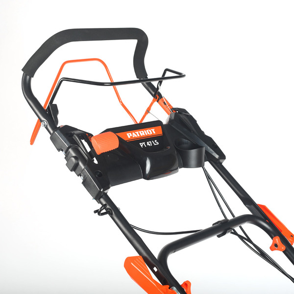 Газонокосилка бензиновая PATRIOT PT 47LS