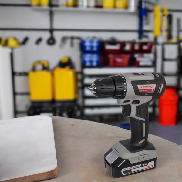 Дрель-шуруповерт Интерскол ДА-10/18В (709.1.2.70)