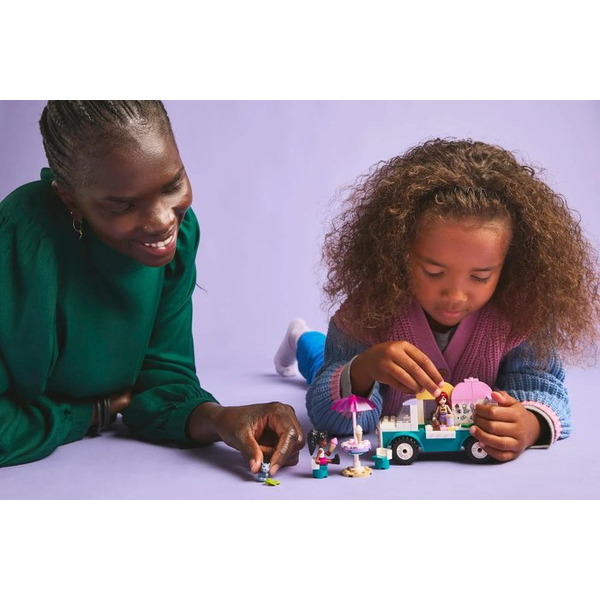 Конструктор Lego Friends Грузовик с мороженым в Хартлейк-сити 42644