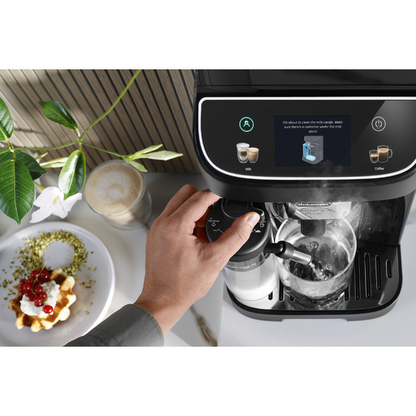 Кофемашина DeLonghi Magnifica Plus ECAM320.60.B