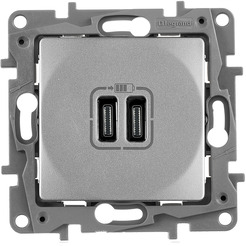 Розетка Legrand Etika 672435