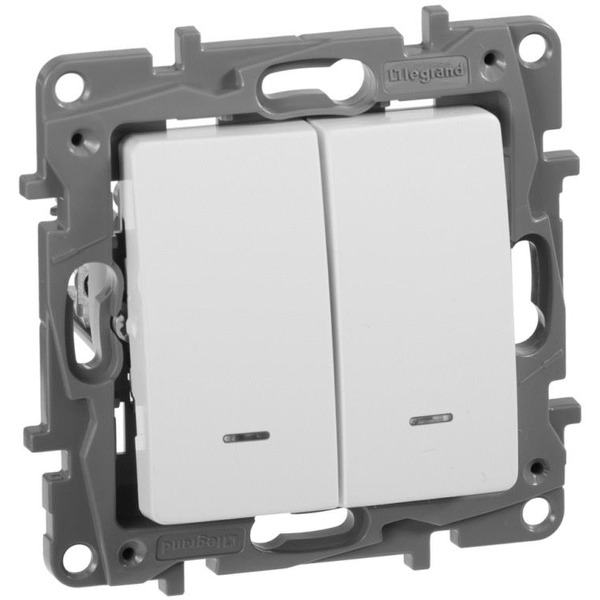 Выключатель Legrand Etika 672302