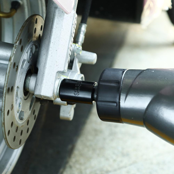 Гайковерт Deko DKIW1300 063-3003 (кейс)