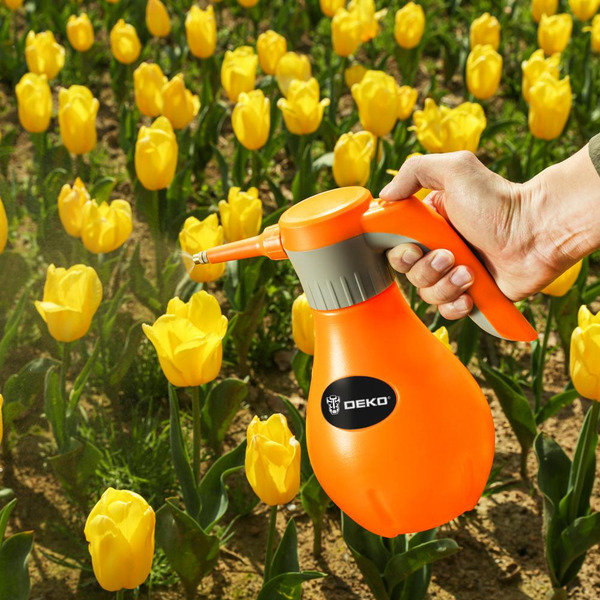 Опрыскиватель садовый аккумуляторный Deko DKSP14 (065-0952)