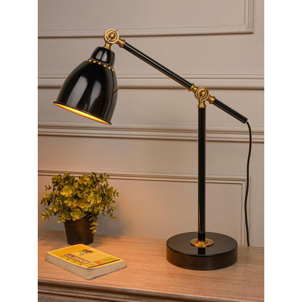 Светильник настольный ARTSTYLE HT-719B