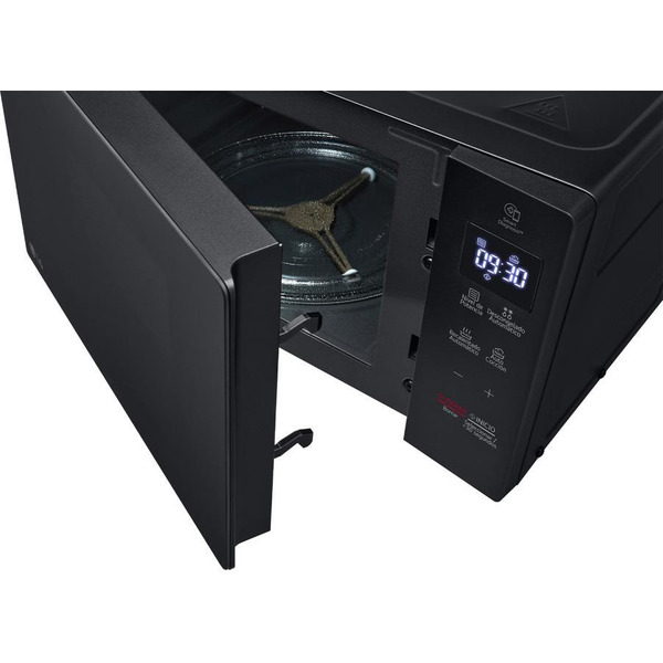 Микроволновая печь LG MS2032GAS