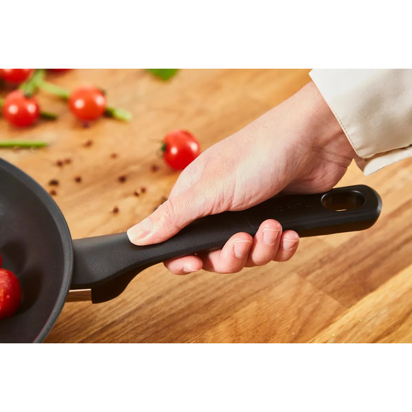 Сковорода TEFAL Edition G7380574 26 см
