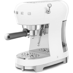 Рожковая кофеварка Smeg ECF02WHEU