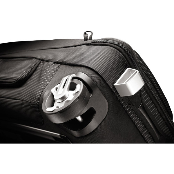 Дорожная сумка Thule Crossover Rolling Duffel TCRD-1 (черный)
