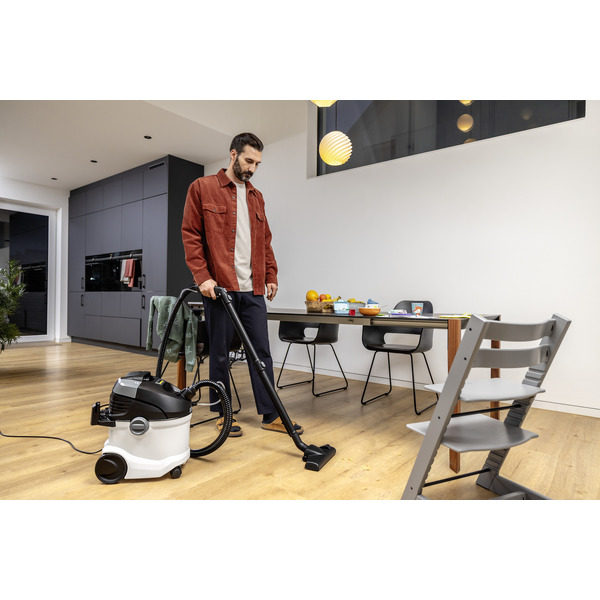 Пылесос KARCHER 1.081-230.0 SE 5