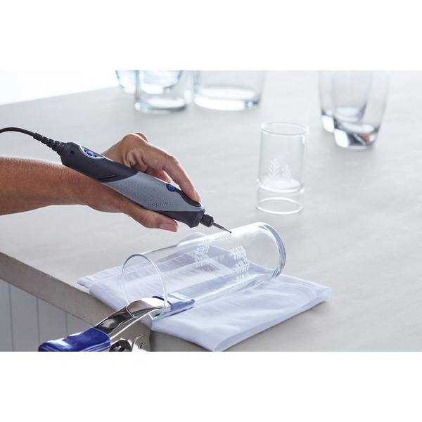 Набор оснастки Dremel 2.615.C68.2JA