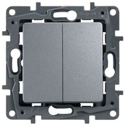 Выключатель Legrand Etika 672402