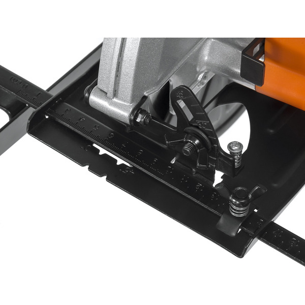 Дисковая пила Daewoo Power DAS 1500-190