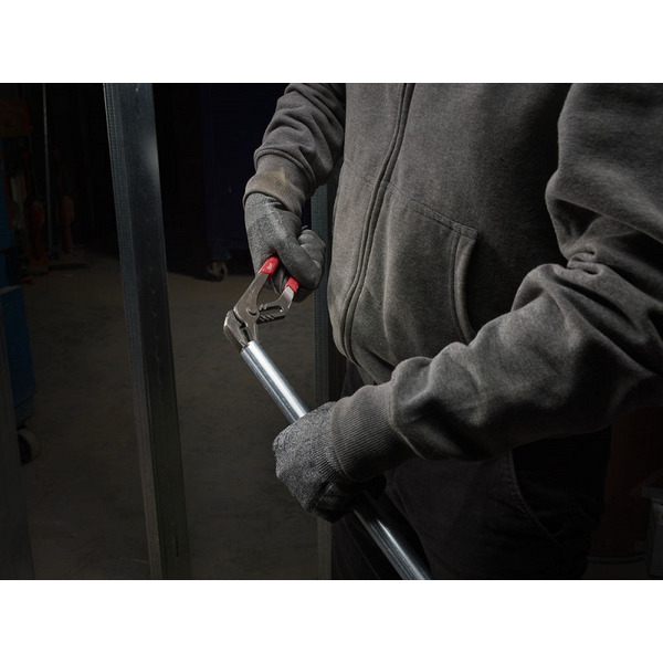 Ключ для водопроводных труб MILWAUKEE HEX-JAW 200 48226208