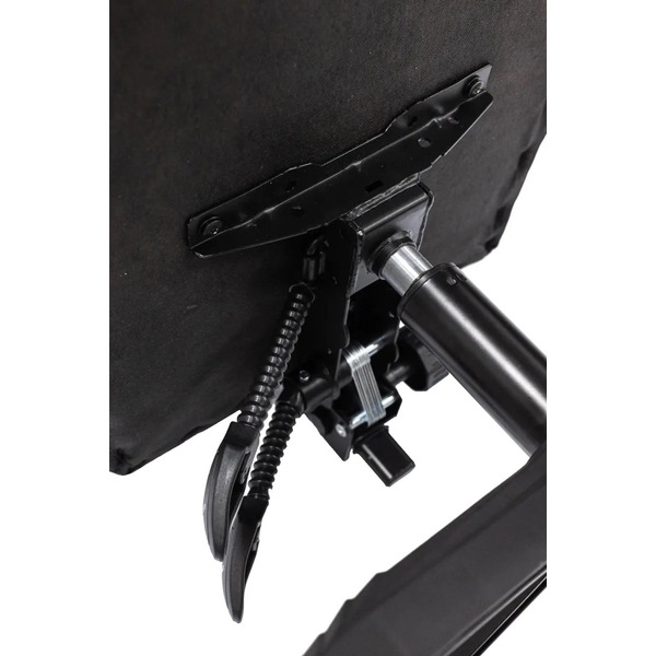 Кресло игровое Knight Thunder 5X (черный/голубой)