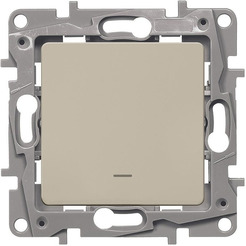 Выключатель Legrand Etika 672303