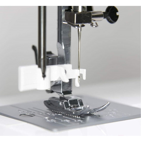 Швейная машина JANOME SP903