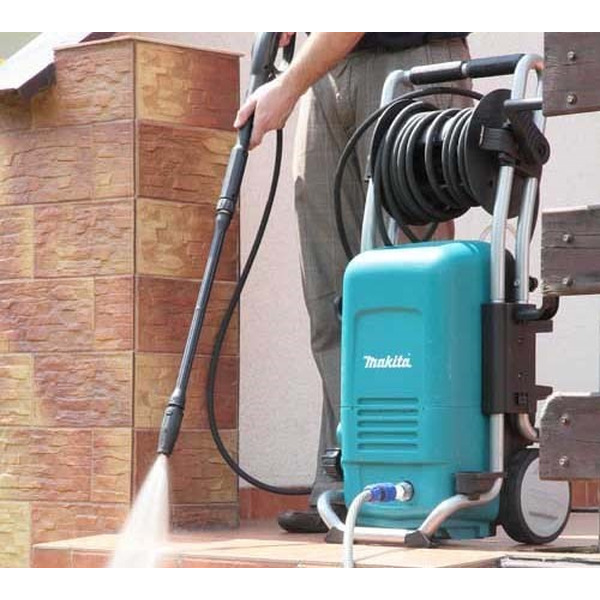 Мойка высокого давления Makita HW151