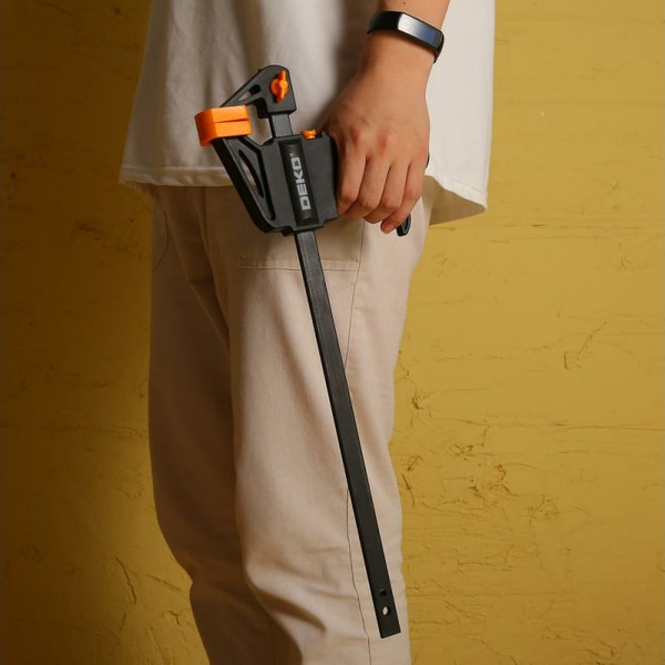 Струбцина быстрозажимная DEKO CL03 065-0556