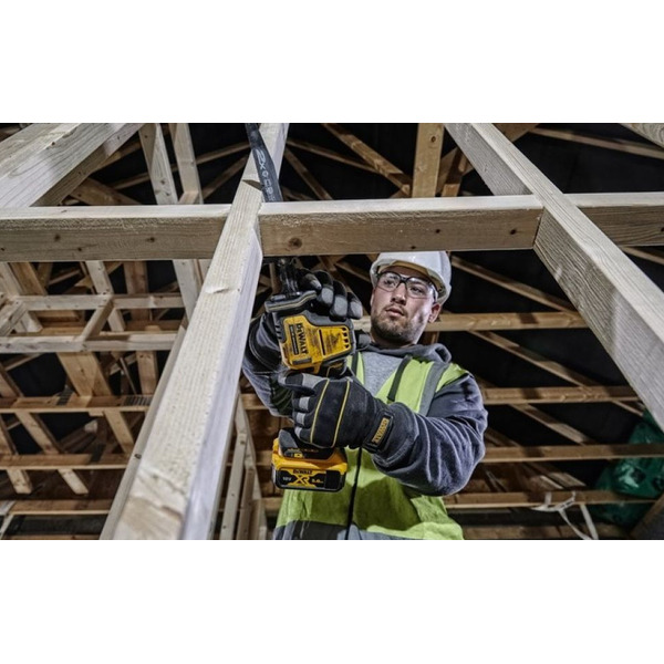 Сабельная пила DeWalt DCS369N-XJ (без АКБ)