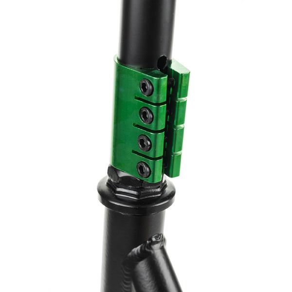 Самокат трюковый Ricos Zing JSCJ100S (черный/разноцветный)