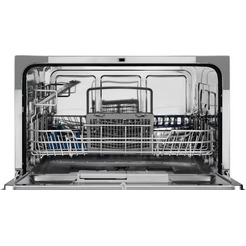 Посудомоечная машина Electrolux ESL2500RO