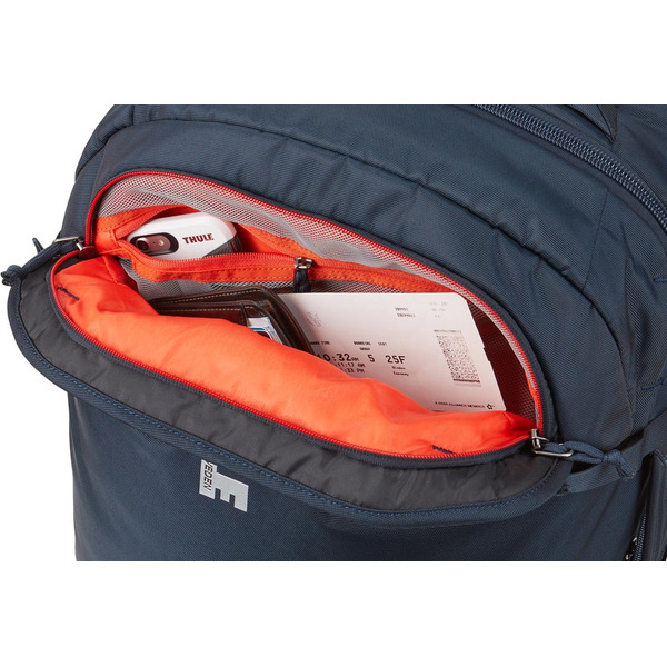 Дорожная сумка Thule Subterra Luggage TSR-356 (темно-синий)