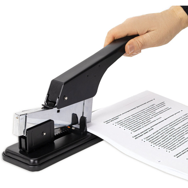 Степлер Staff 272737 (черный)