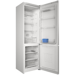 Холодильник Indesit ITS 5200 W