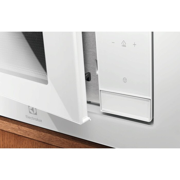 Микроволновая печь Electrolux LMS4253TBW